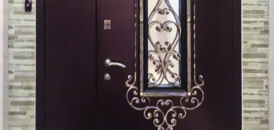 Фото дверей с вызывной панелью