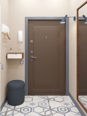 Дверь коричневого цвета