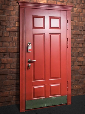 Дверь с МДФ окрашенным с отбойником