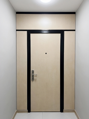 Дверь-перегородка с ламинатом