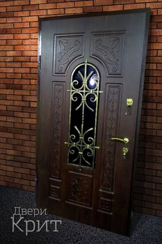 Однопольная дверь с отделкой МДФ 67