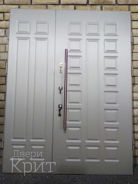 Двупольная дверь с белым МДФ