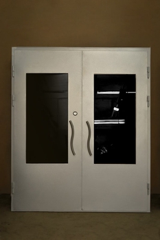 Двупольная дверь с порошковым напылением 44
