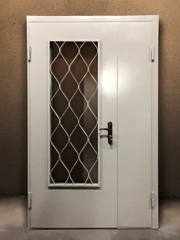 Полуторная дверь с порошковым напылением 47
