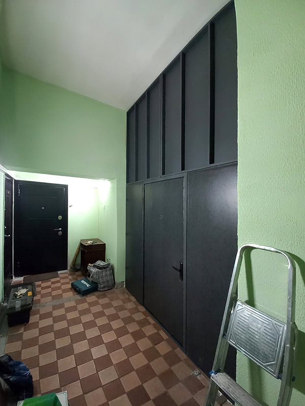 Изготовление металлической перегородки для создания тамбура