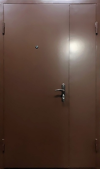 Полуторная дверь с покрасом нитроэмалью 06
