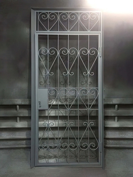 Однопольная дверь с покрасом нитроэмалью 22